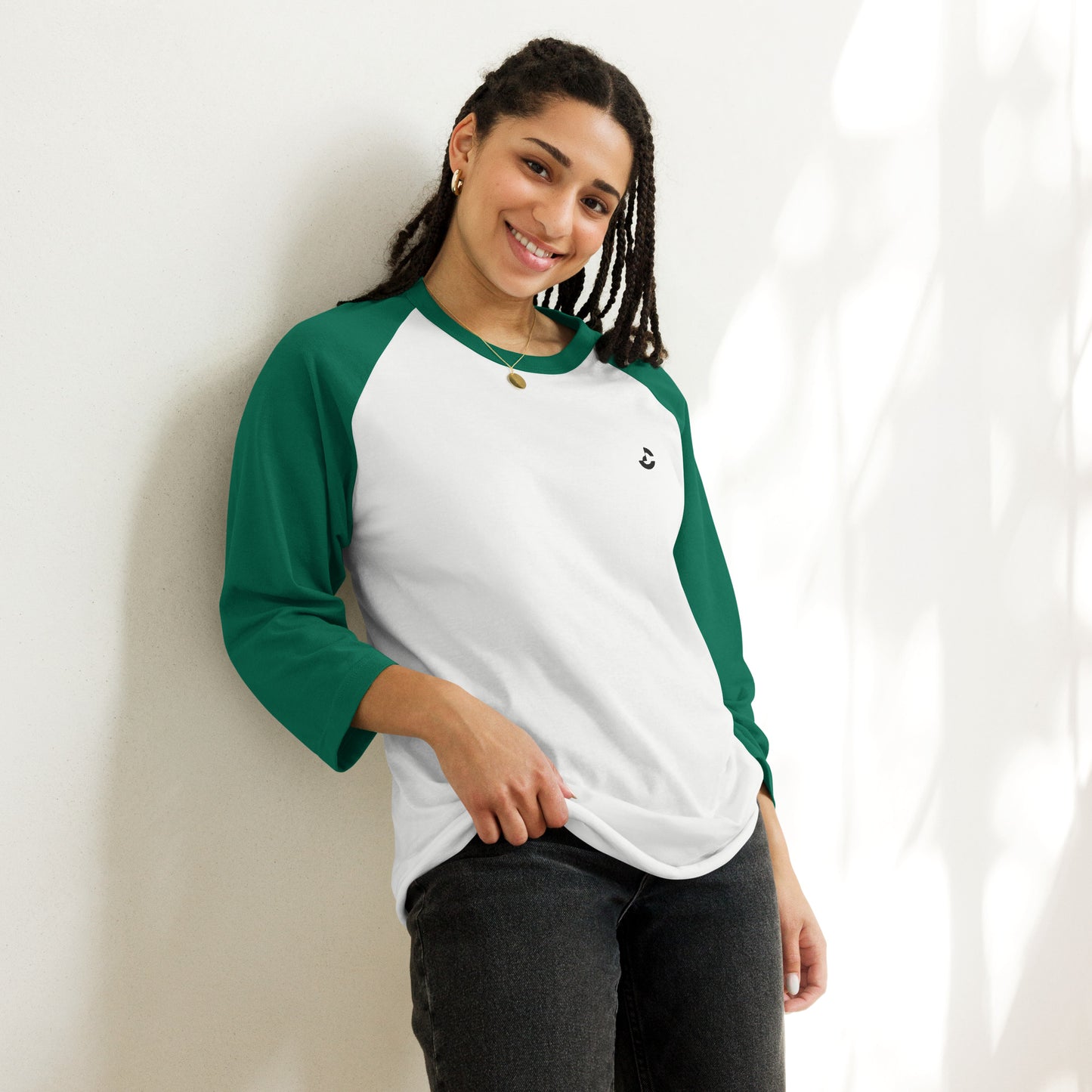Unisex 3/4 Sleeve Raglan Shirt - ClotheNest