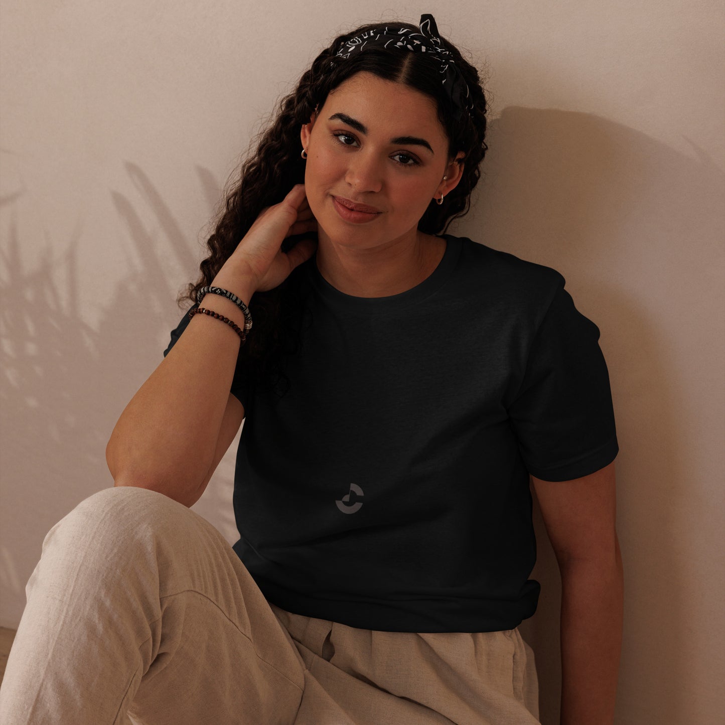 Unisex staple eco T-Shirt - ClotheNest