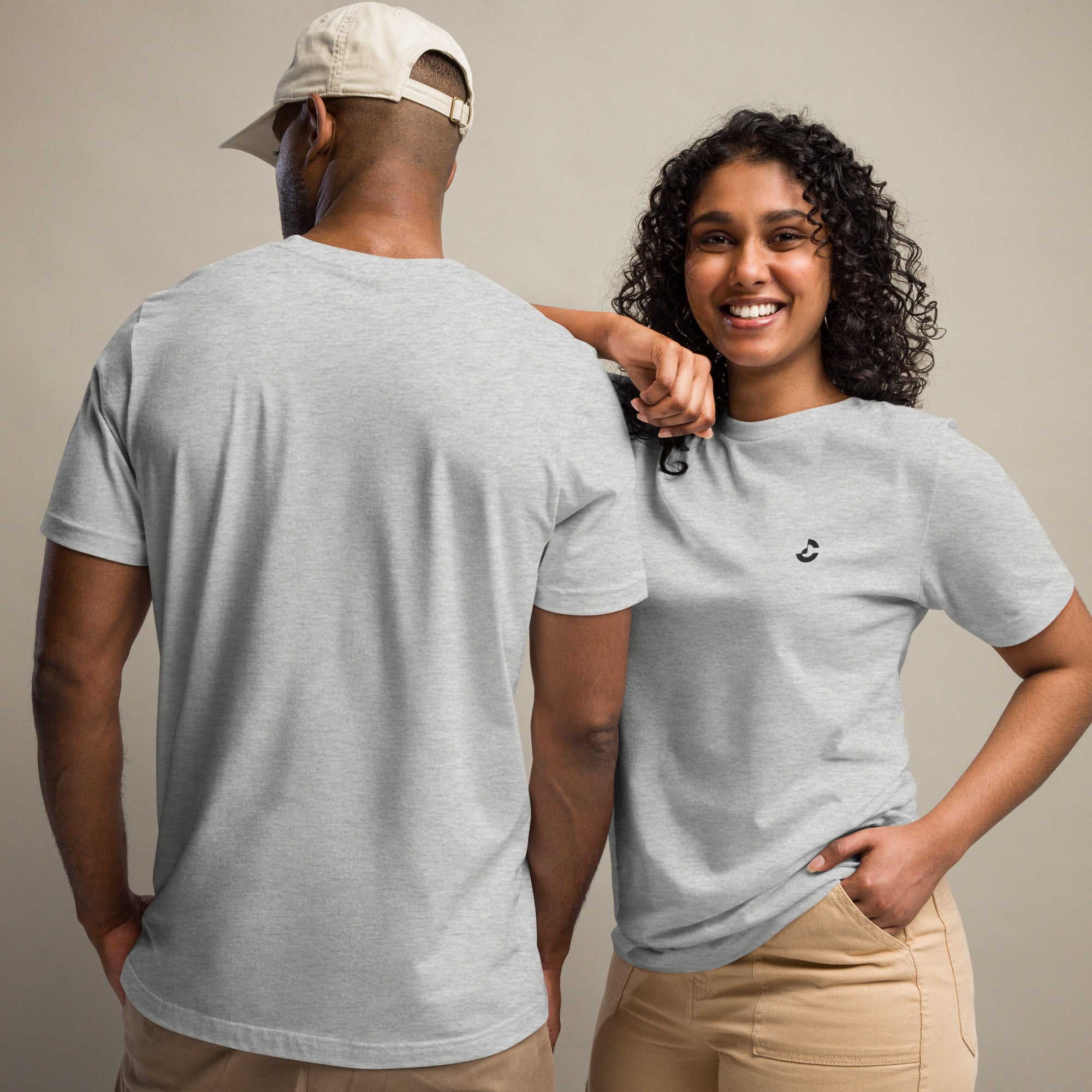Unisex t-shirt - ClotheNest