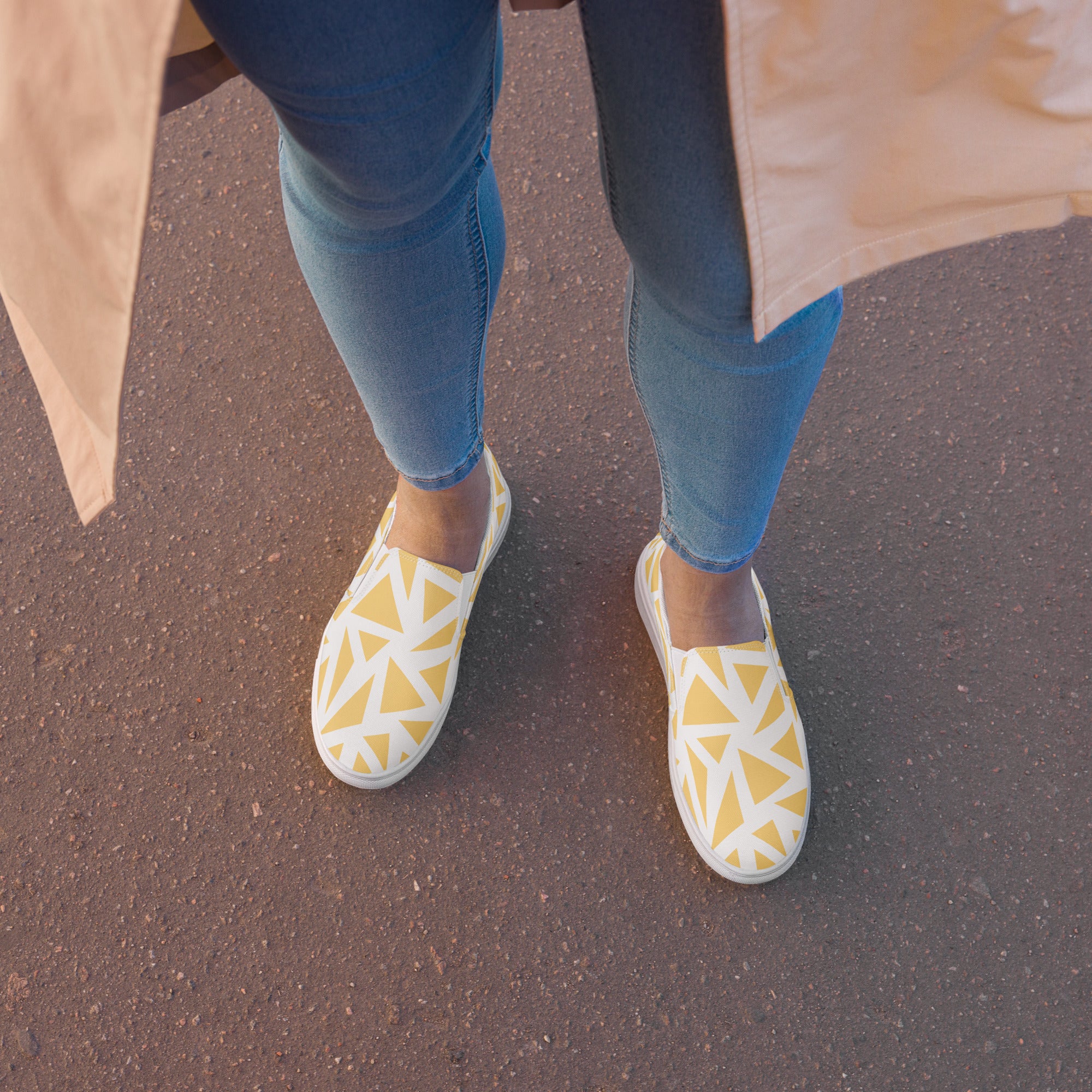 BloomEase Slip - Ons - ClotheNest