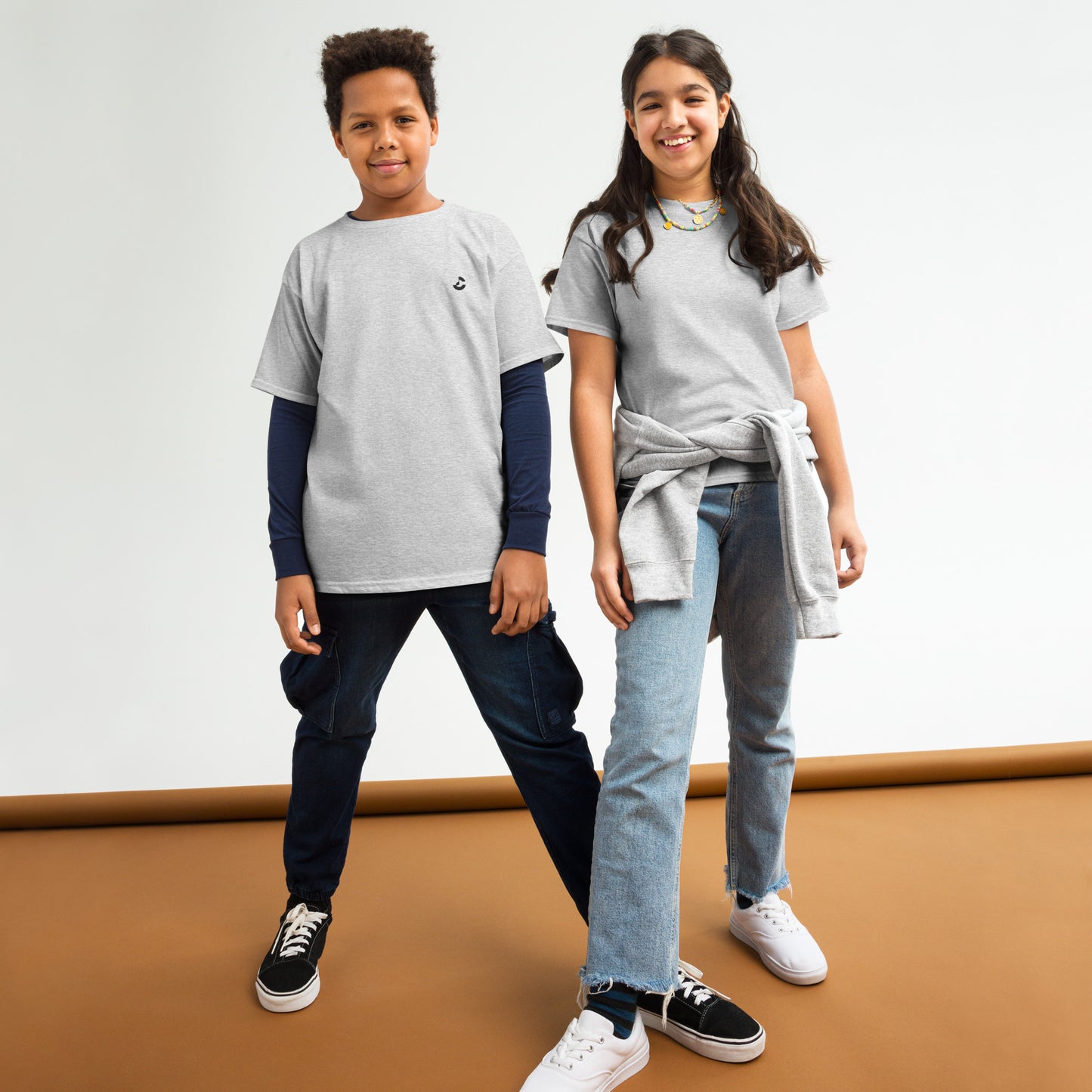 Youth classic tee - ClotheNest